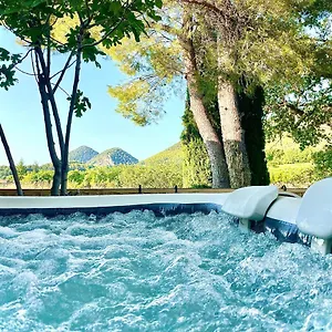 Entre Vignes Et Horizon Avec Jacuzzi Privatif Et Piscine Commune Chauffee Sablet