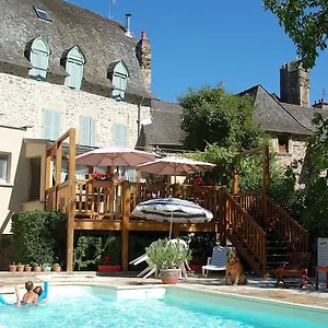 Saint Fleuret 2*, Estaing (Aveyron) France
