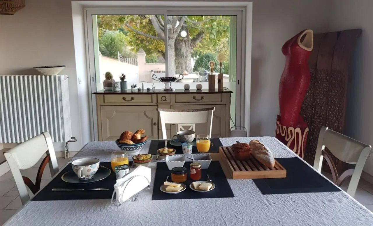 Chateau Cohola Hotel Sablet 0*,  France